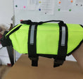 Bild in die Galerie laden, Schwimmweste für Hunde – Sicher durchs Wasser. Stylisch im Sommer. 
