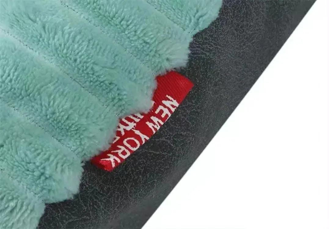Luxuriöses Cord-Hundebett „Luvor“ – Stil & Komfort für deinen Vierbeiner