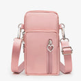 Bild in die Galerie laden, Damen Gassi-Tasche Nylon Wasserdicht – Stylische Umhängetasche mit Kotbeutelspender, Leckerli-Fach & viel Stauraum für Spaziergänge mit Hund 
