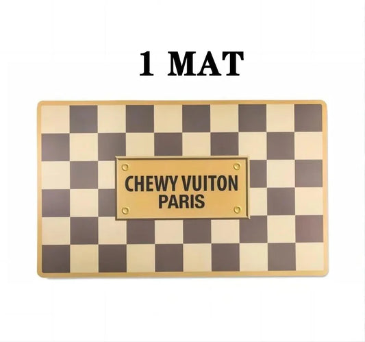 Chewy Vuiton – Napfset mit Luxus-Print für stilvolle Hunde