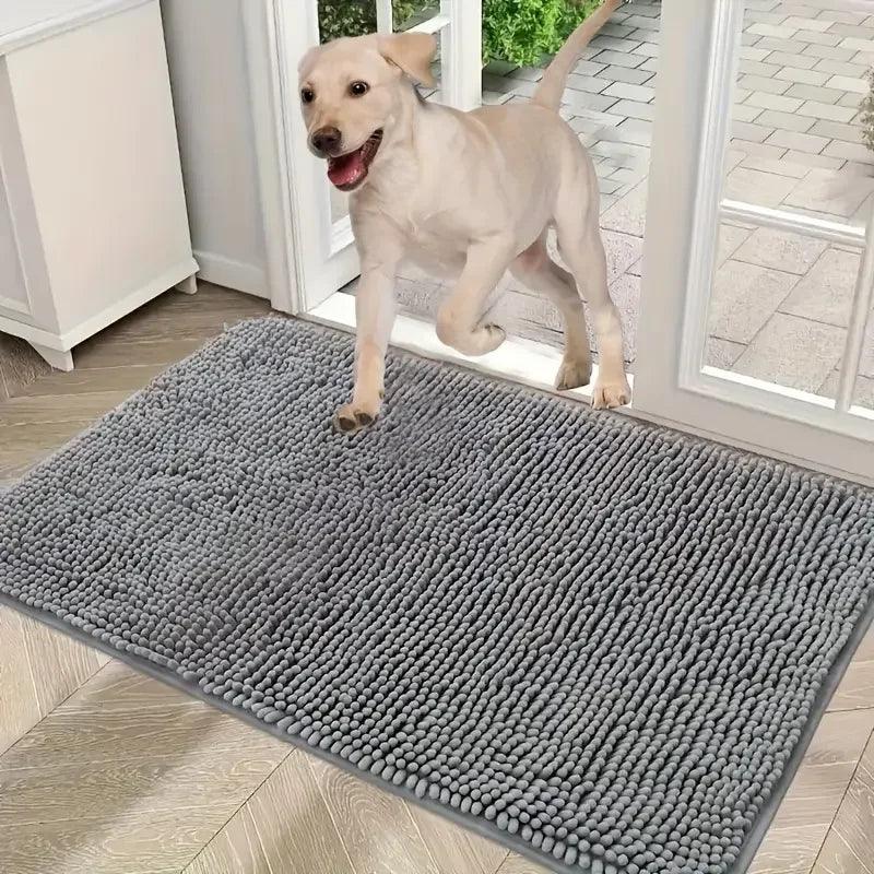 Saugfähige Hundematte – Schmutz- und Feuchtigkeitsbarriere für saubere Pfoten