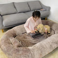 Bild in die Galerie laden, Luxuriöses XXL-Hundebett „ComfyNest“ – Weiches, wasserfestes Hundebett für große Hunde & Menschen 
