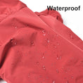 Bild in die Galerie laden, Winter-Hundejacke „Pupreme“ – Wasserdichte & warme Kapuzenjacke für kleine Hunde 
